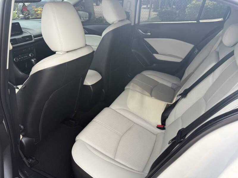 2018 Mazda MAZDA3 Grand Touring