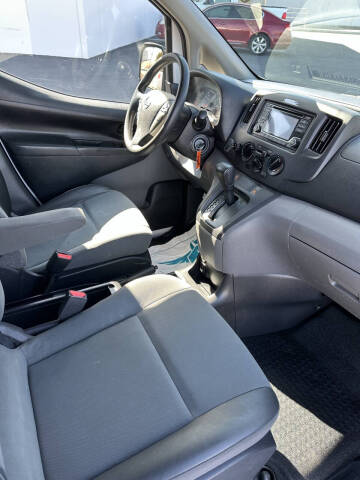 2019 Nissan NV200 S