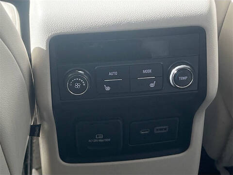 2020 GMC Acadia Denali