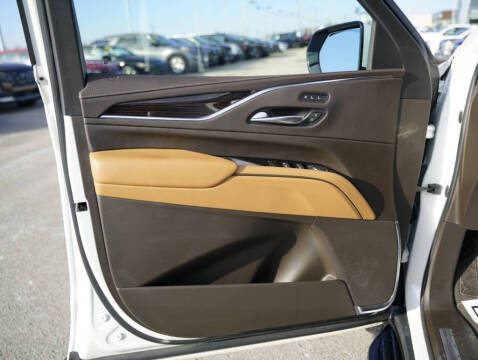 2022 Cadillac Escalade Premium Luxury