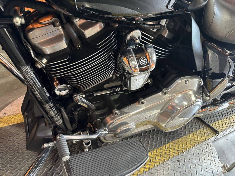 2019 Harley-Davidson® FLHT - Electra Glide® Sta