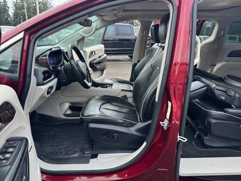 2022 Chrysler Pacifica Hybrid Limited
