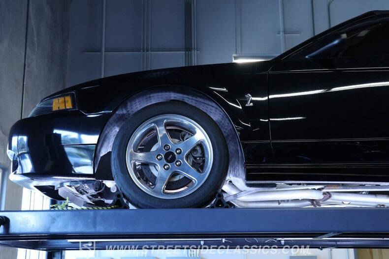 2001 Ford Mustang SVT Cobra