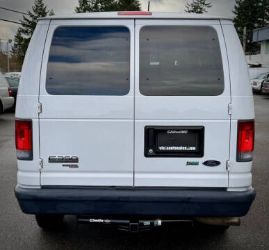 2013 Ford E-Series E-350 SD XLT