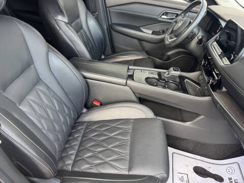 2021 Nissan Rogue Platinum