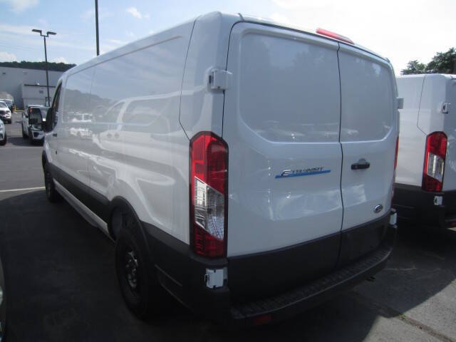 2025 Ford E-Transit 350