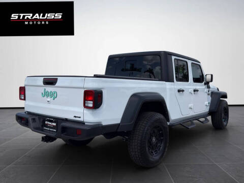 2023 Jeep Gladiator
