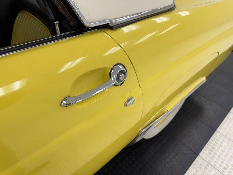 1955 Ford Thunderbird