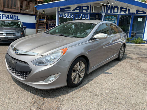 2013 Hyundai Sonata Hybrid for sale at Car World Inc in Arlington VA
