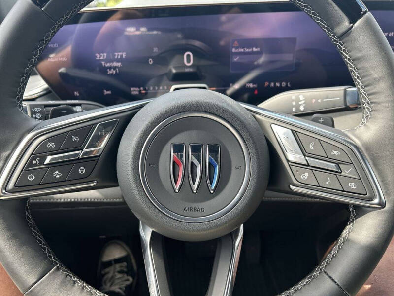 2025 Buick Enclave Avenir