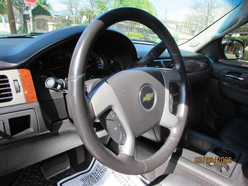 2012 Chevrolet Suburban LT