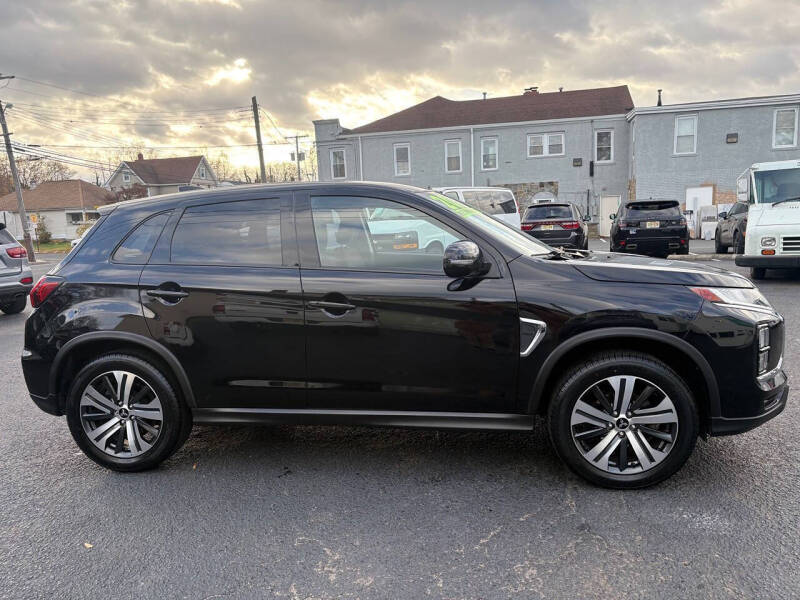 2020 Mitsubishi Outlander Sport SE