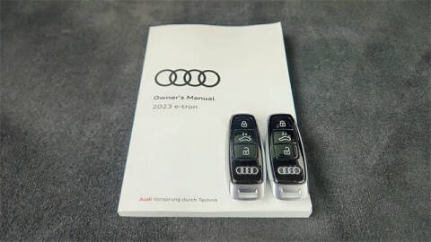 2023 Audi e-tron S Sportback quattro Prestige