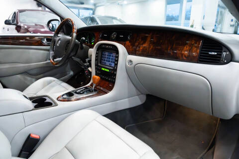 2005 Jaguar XJ-Series XJ8