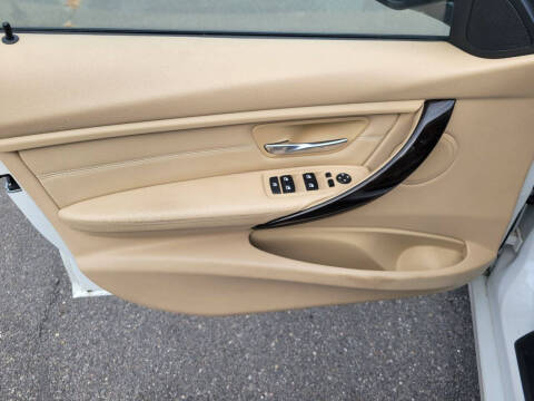 2015 BMW 3 Series 328i xDrive