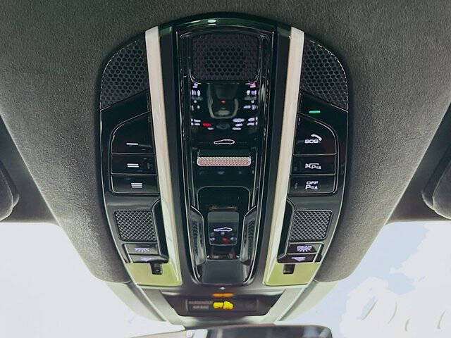 2022 Porsche Cayenne GTS