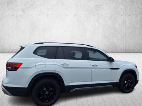 2025 Volkswagen Atlas Peak Edition 4Motion