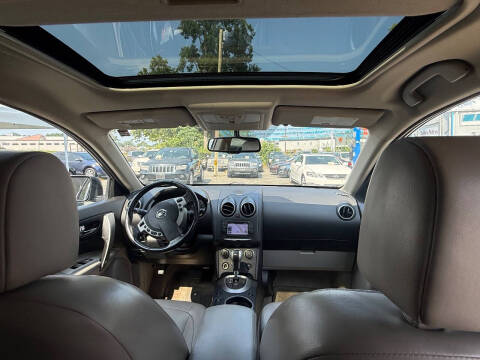 2012 Nissan Rogue SV w/SL Package