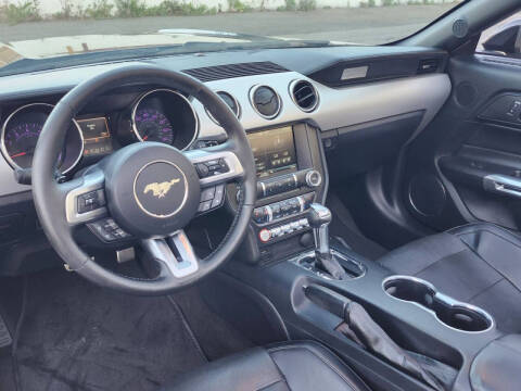 2015 Ford Mustang EcoBoost Premium