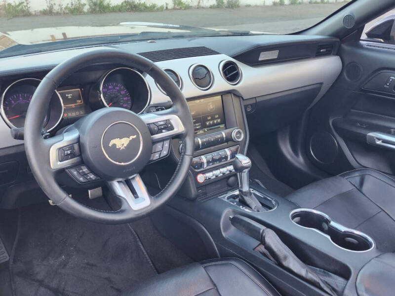 2015 Ford Mustang EcoBoost Premium