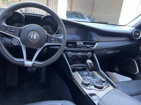 2018 Alfa Romeo Giulia Ti