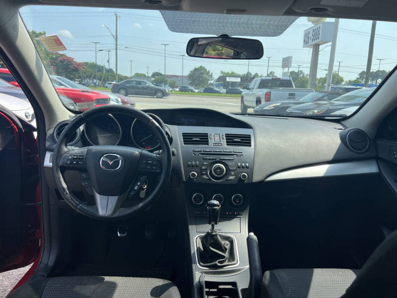 2013 Mazda MAZDA3 i Touring