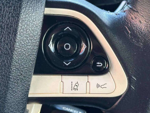 2016 Toyota Prius Three