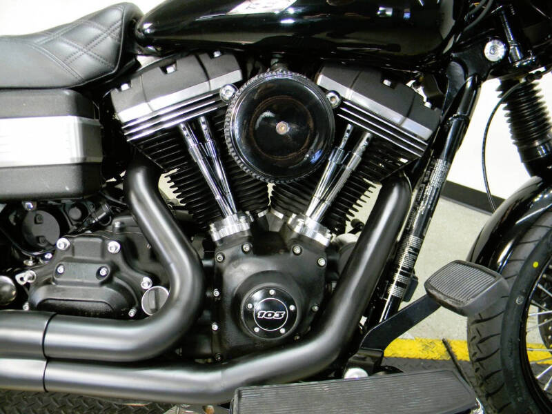 2014 Harley-Davidson Dyna Street Bob