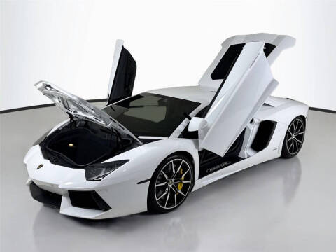 2017 Lamborghini Aventador LP 700-4