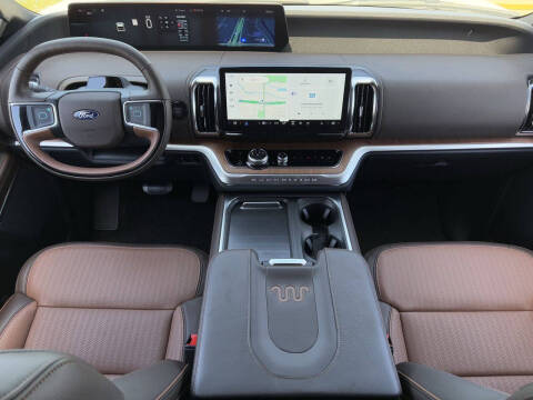 2025 Ford Expedition MAX King Ranch