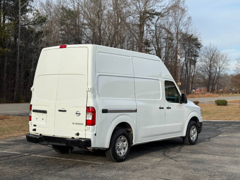 2019 Nissan NV 2500 HD SV