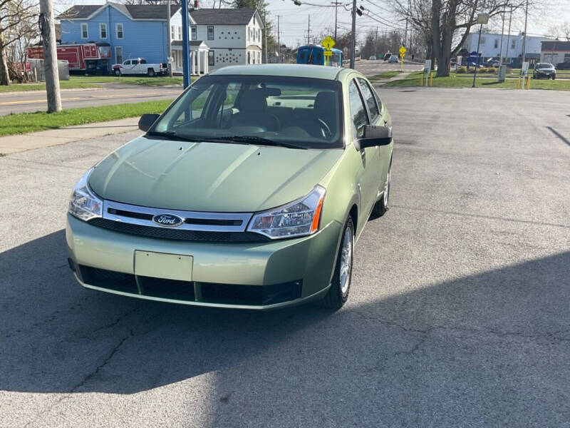 2008 Ford Focus for sale at Hometown Auto Sales & Service in Lyons NY