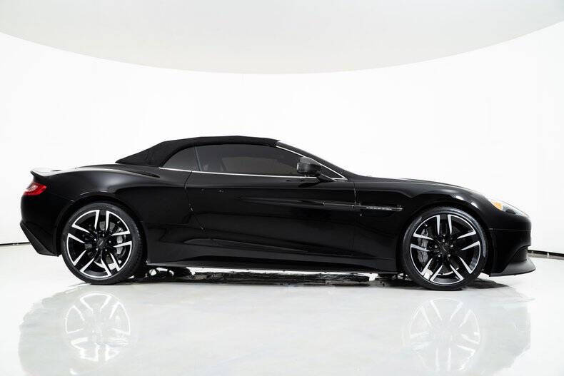 2015 Aston Martin Vanquish Volante