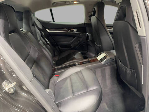 2011 Porsche Panamera