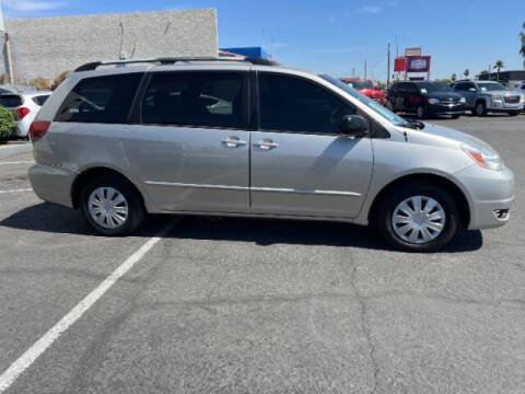 2005 Toyota Sienna LE 7 Passenger