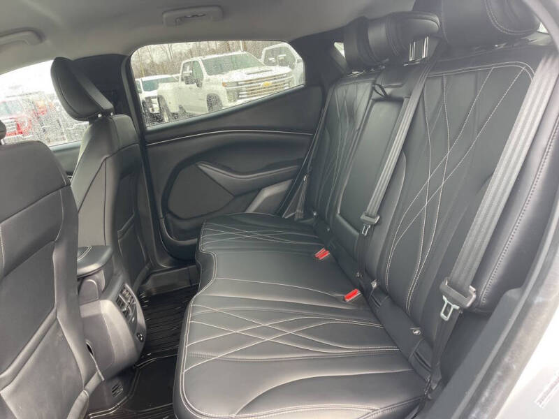 2021 Ford Mustang Mach-E Select