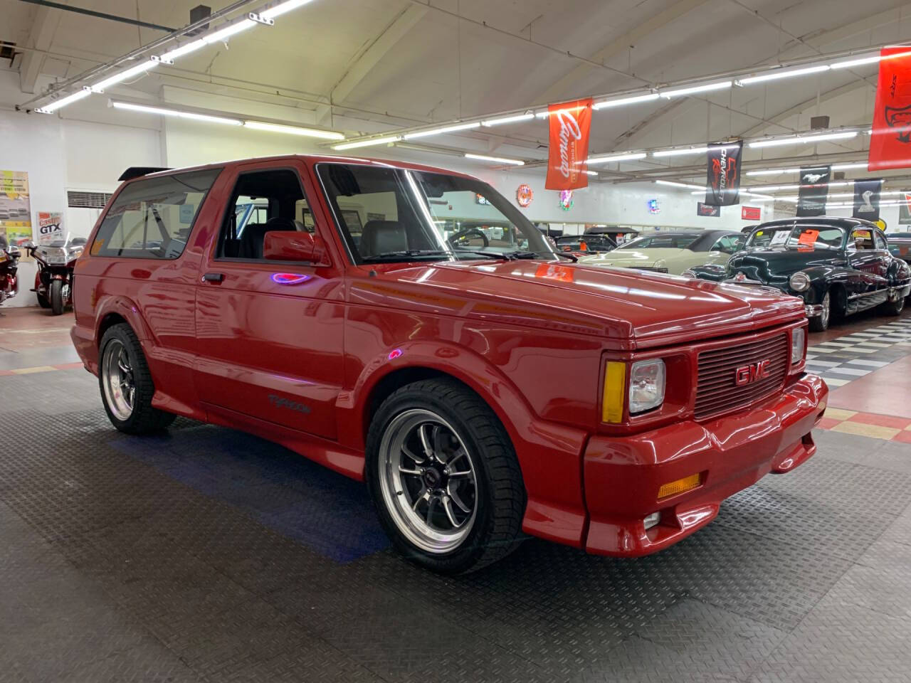 1992 GMC Typhoon 7