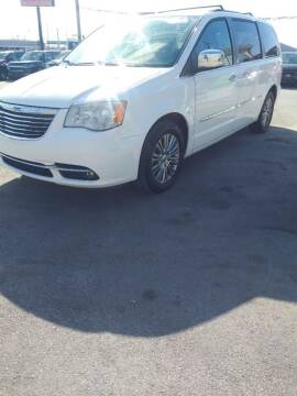 2014 Chrysler Town and Country for sale at Auto Pro Inc in Fort Wayne IN