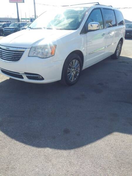 2014 Chrysler Town and Country for sale at Auto Pro Inc in Fort Wayne IN