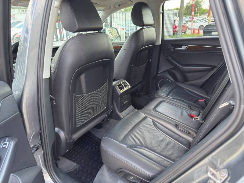 2017 Audi Q5 2.0T quattro Premium Plus