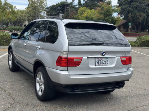 2002 BMW X5 3.0i