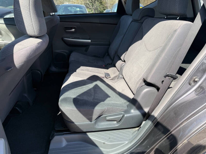 2012 Toyota Prius v Two