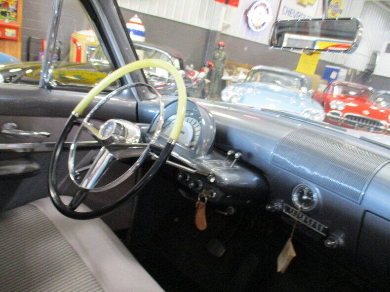 1952 Mercury 2 Door Sedan