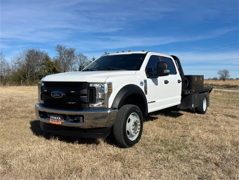 2019 Ford F-550 Super Duty Chassis Cab's photo