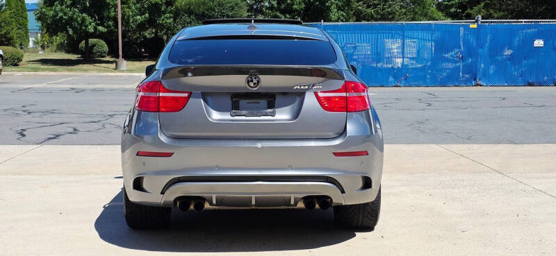 2010 BMW X6 M