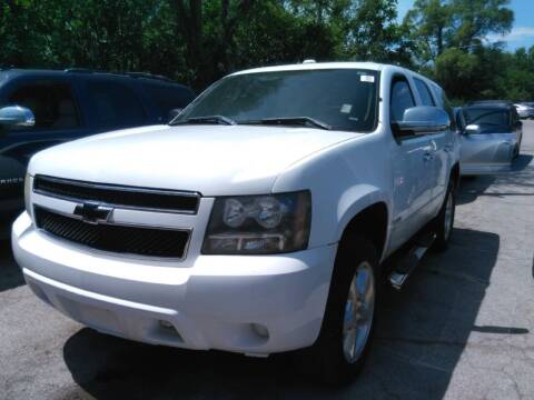 2009 Chevrolet Tahoe for sale at ALVAREZ AUTO SALES in Des Moines IA