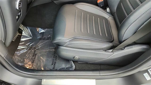 2025 Mercedes-Benz GLC GLC 300 4MATIC