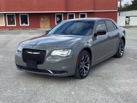2018 Chrysler 300