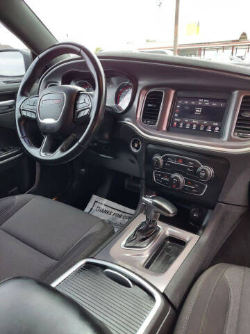 2019 Dodge Charger SXT