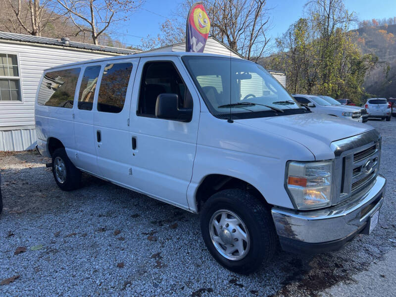 2008 Ford E-Series Econoline Wagon XLT photo 6